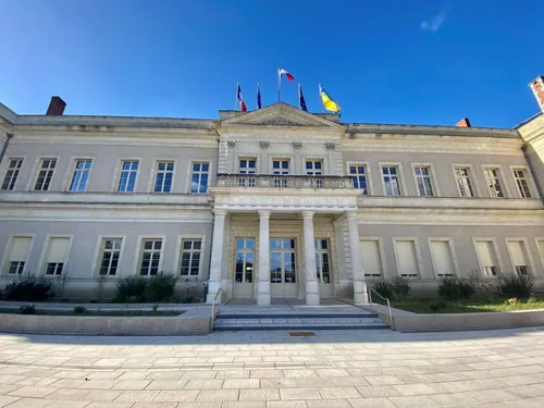 Guerre en Ukraine : le soutien de la Mayenne et de l'Anjou